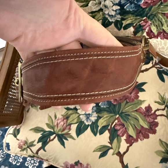 Coach Mandy Satchel - Picture 7 of 14